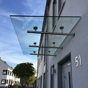 Edelstahl-Glas-Vordach von Witthaut